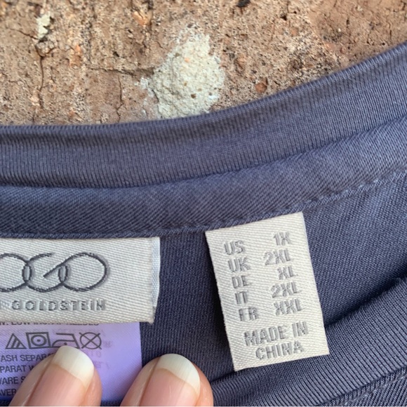 LOGO by Lori Goldstein top with Velvet application - Picture 2 of 7